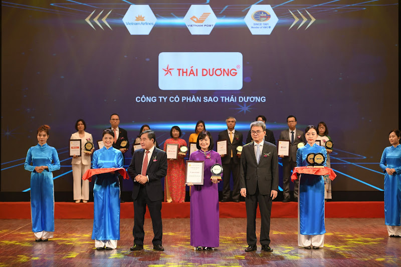 Sao Thái Dương đã nhận được nhiều giải thưởng uy tín từ các tổ chức quốc gia